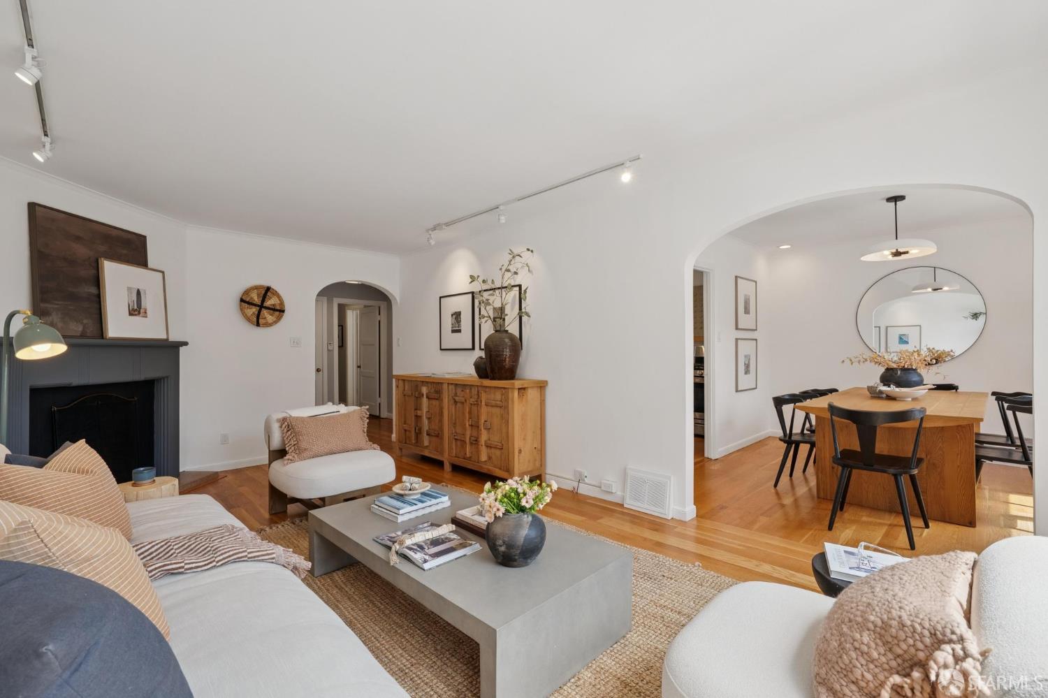 4404-4406 17th Street
