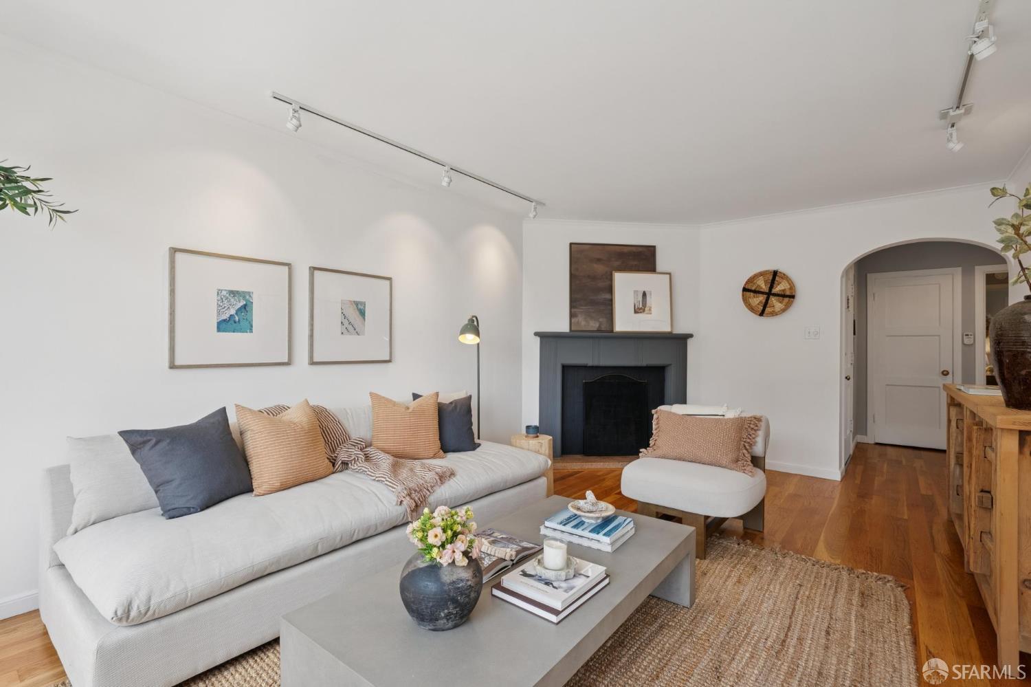 4404-4406 17th Street