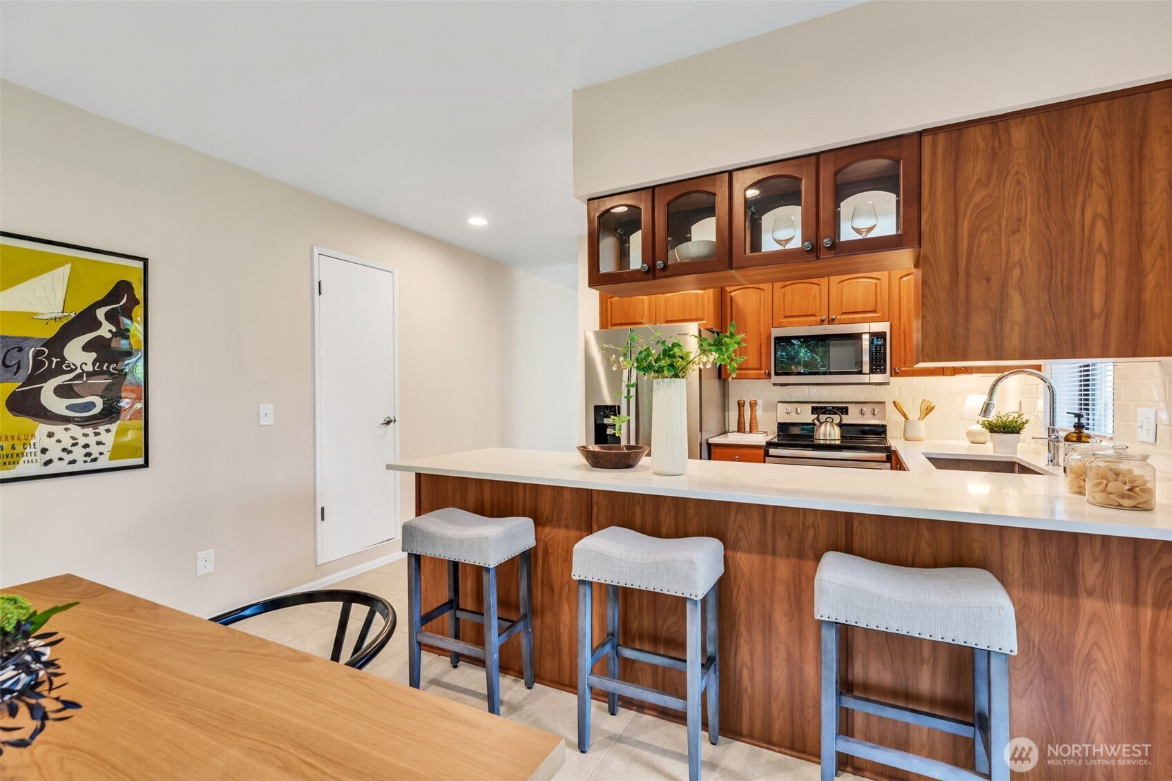 9009 Avondale Road NE Unit: D107