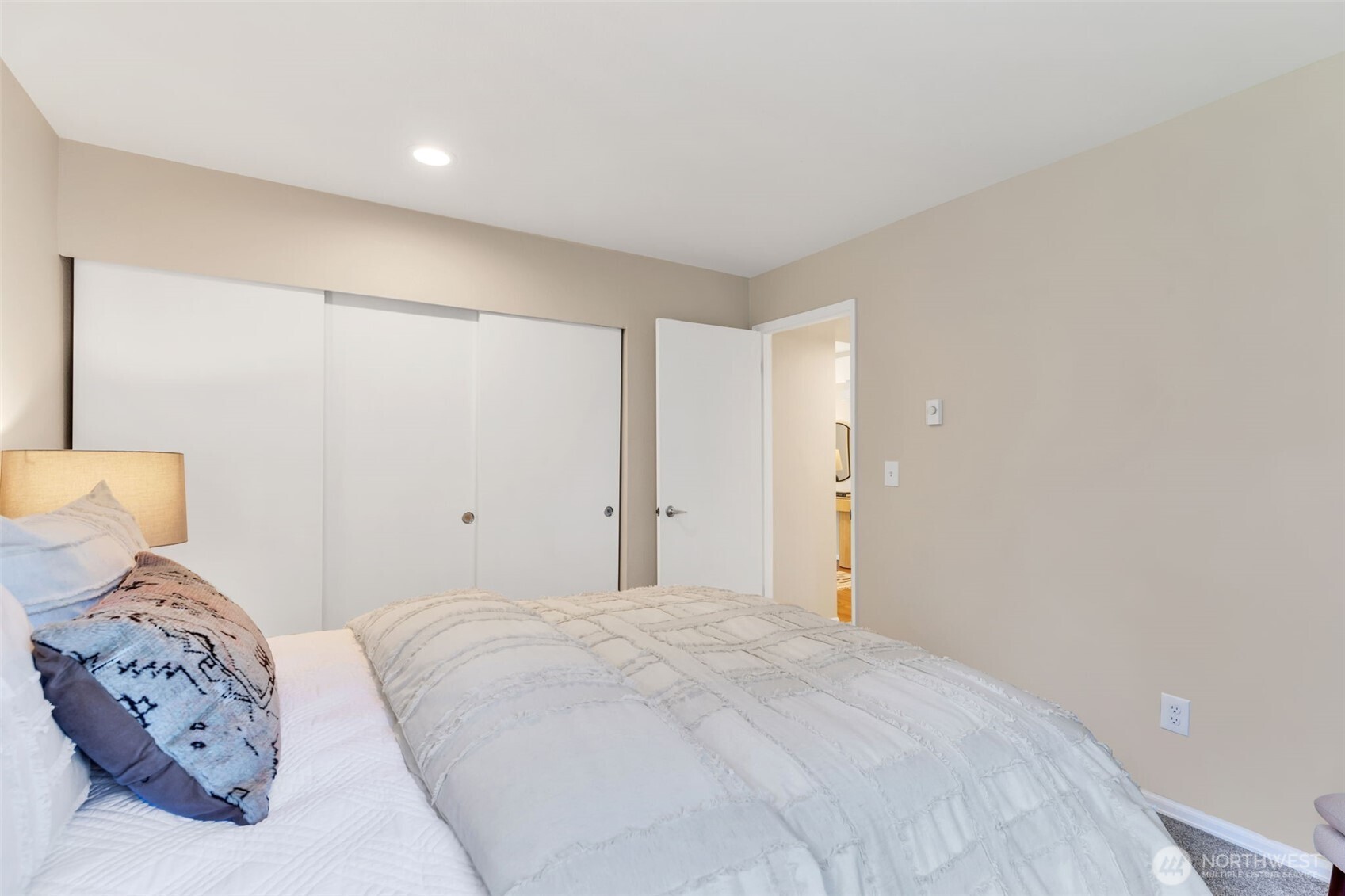 9009 Avondale Road NE Unit: D107