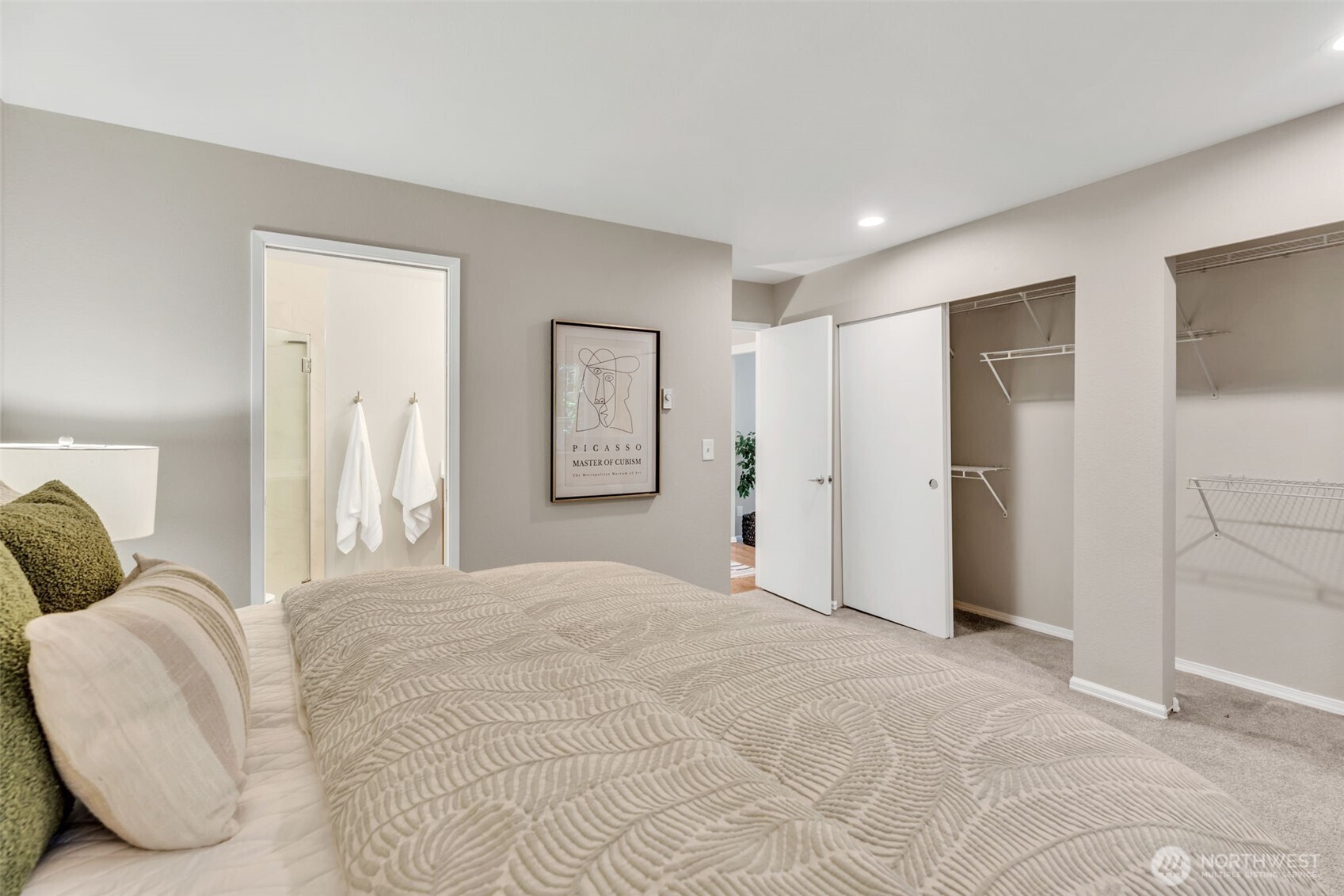 9009 Avondale Road NE Unit: D107