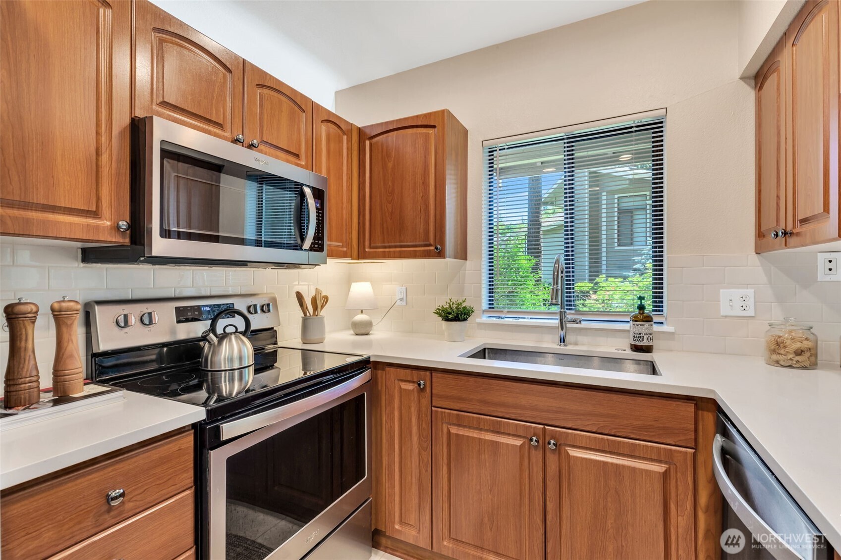 9009 Avondale Road NE Unit: D107