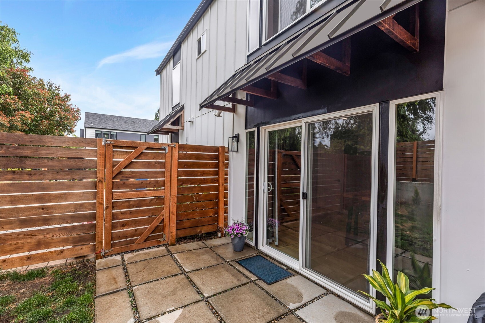 1111 SW Henderson Street