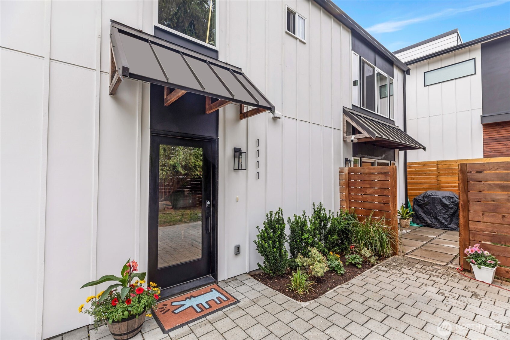 1111 SW Henderson Street