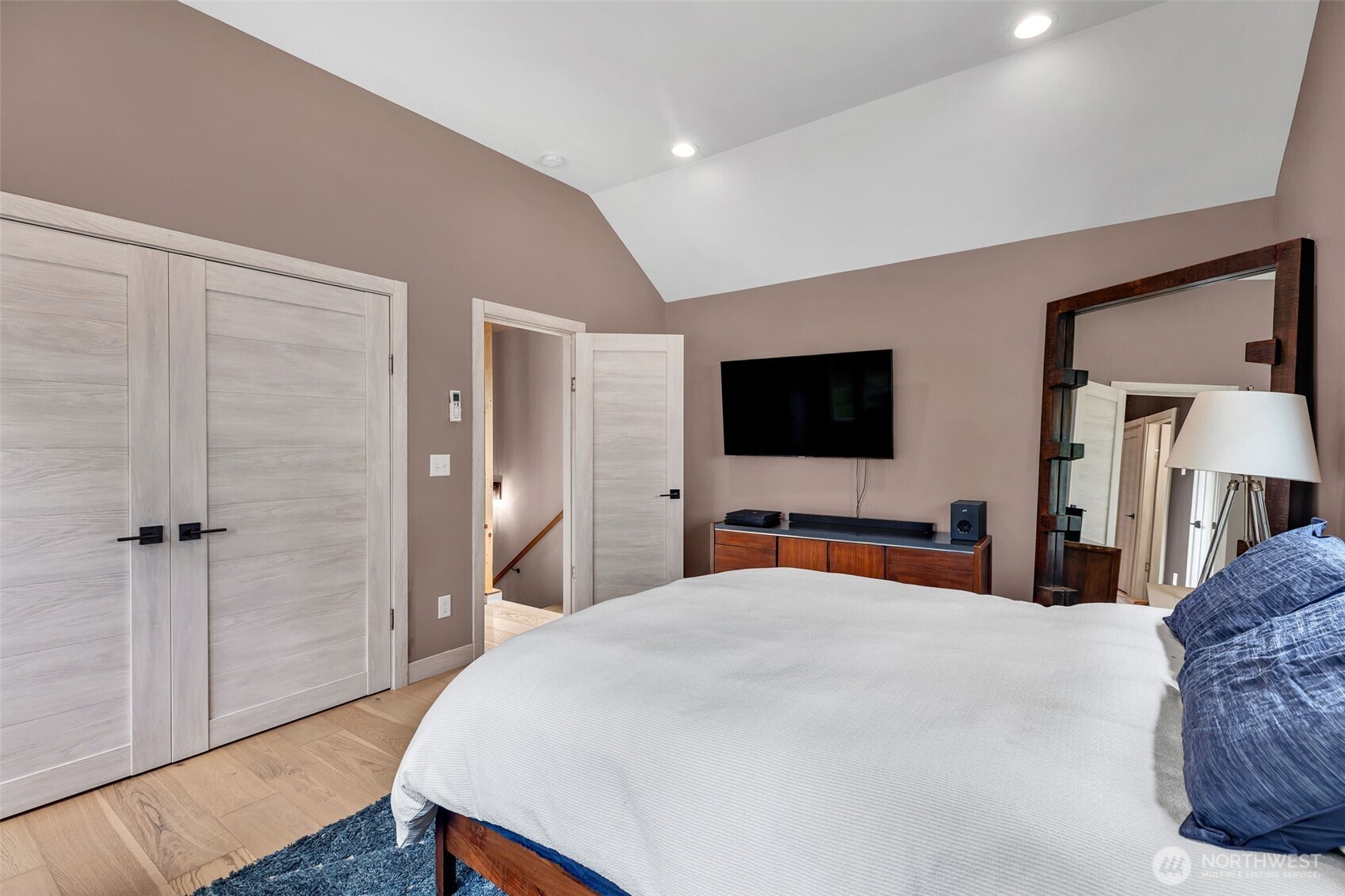 1111 SW Henderson Street