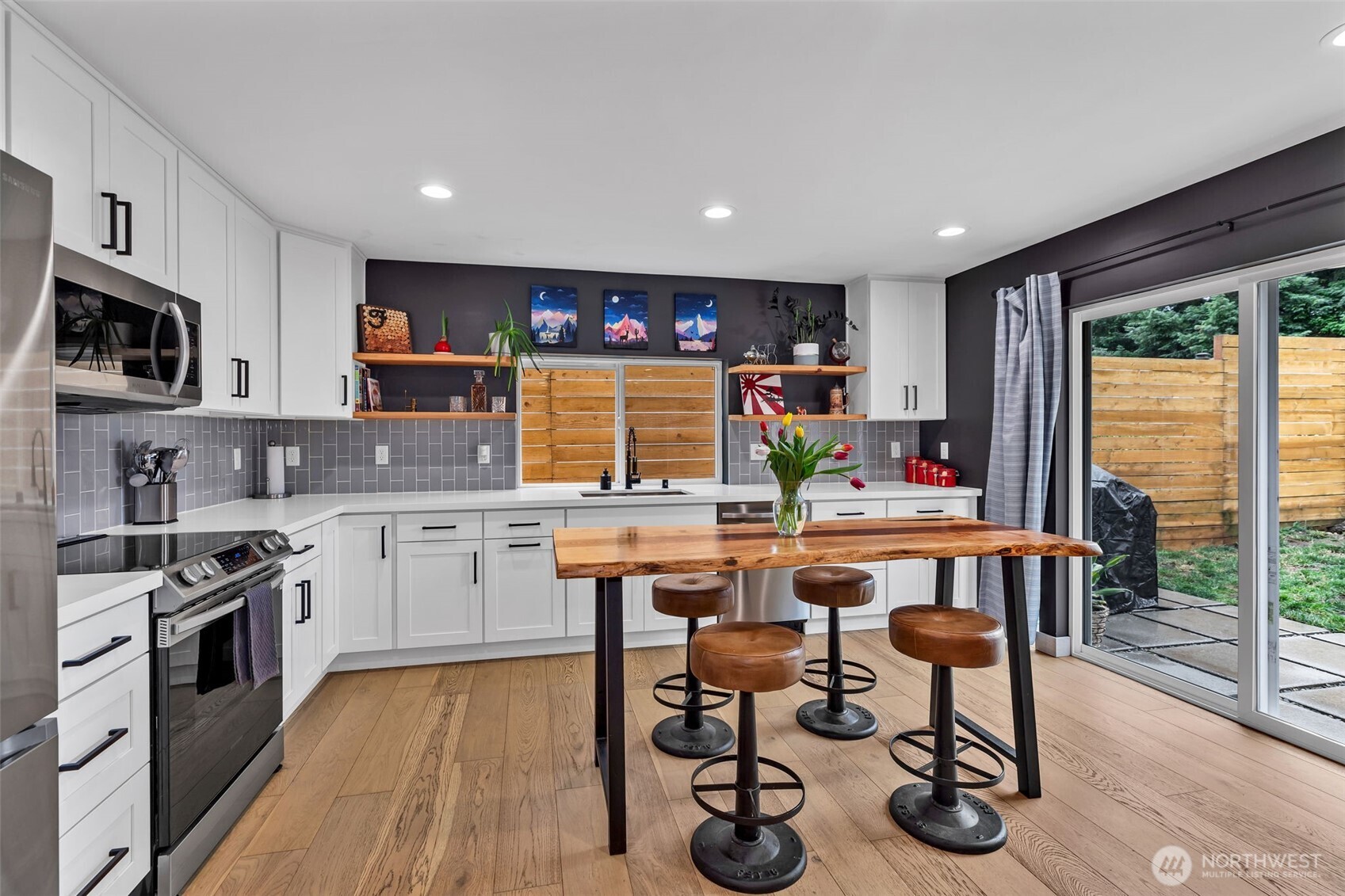 1111 SW Henderson Street