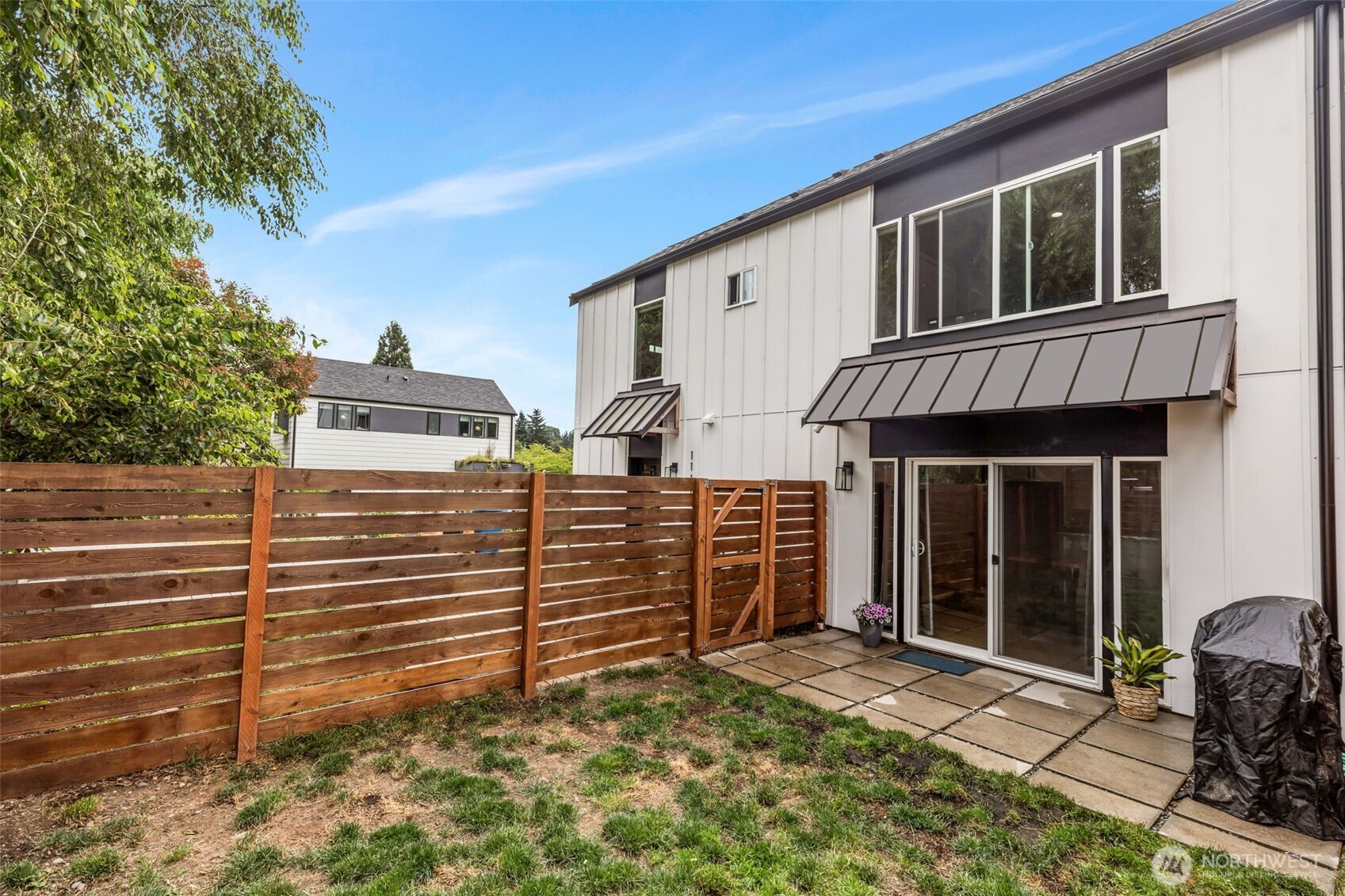 1111 SW Henderson Street