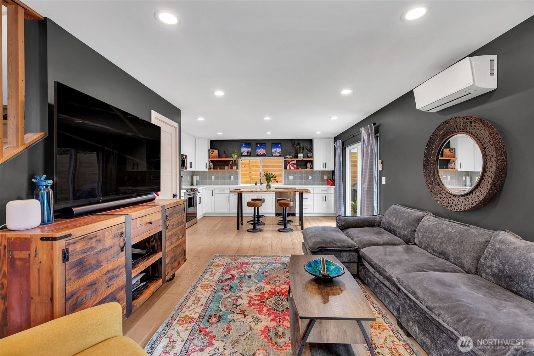 1111 SW Henderson Street