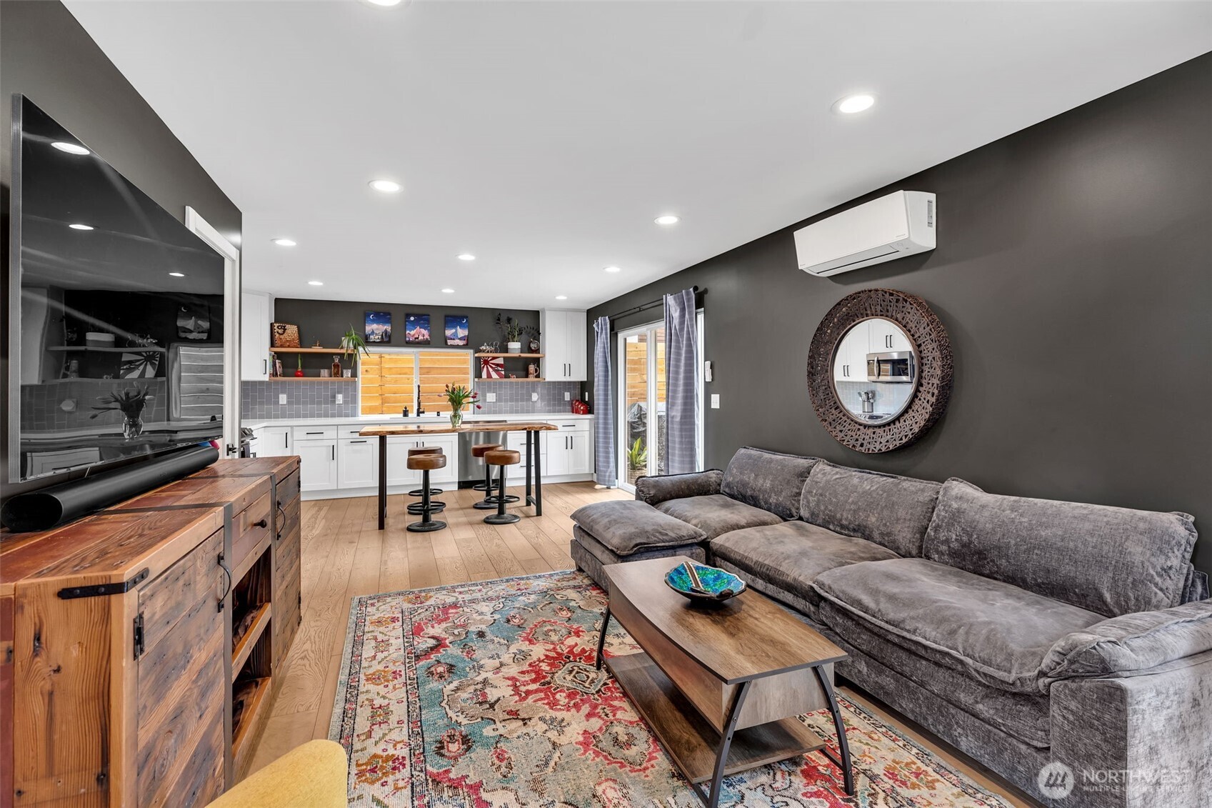 1111 SW Henderson Street