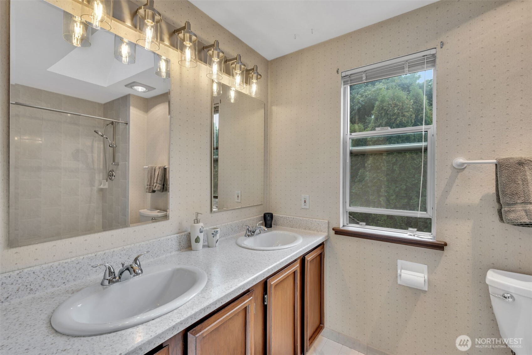 22200 SE 250th Street
