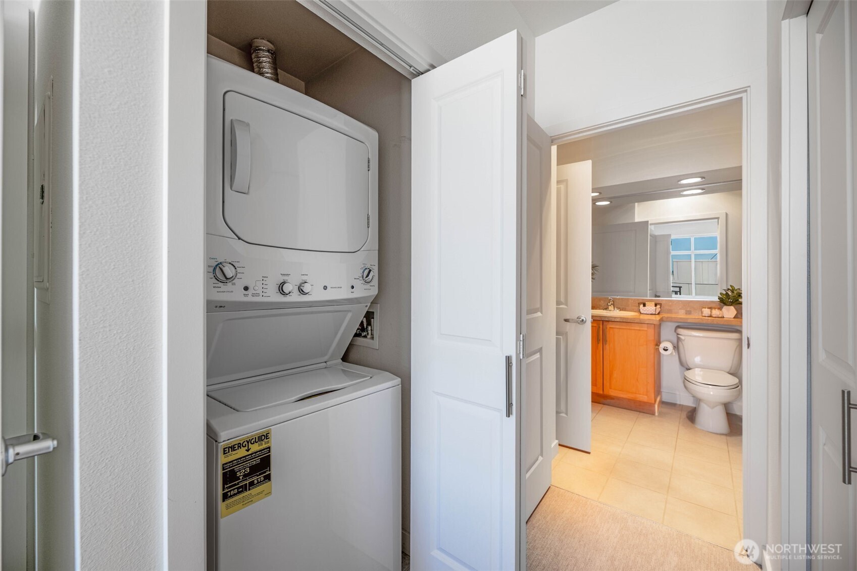 211 Kirkland Avenue Unit: 520