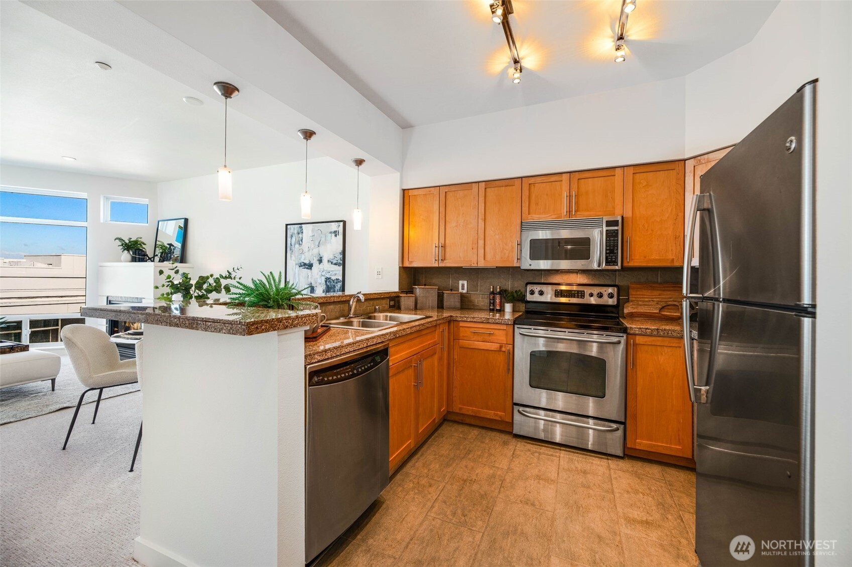 211 Kirkland Avenue Unit: 520