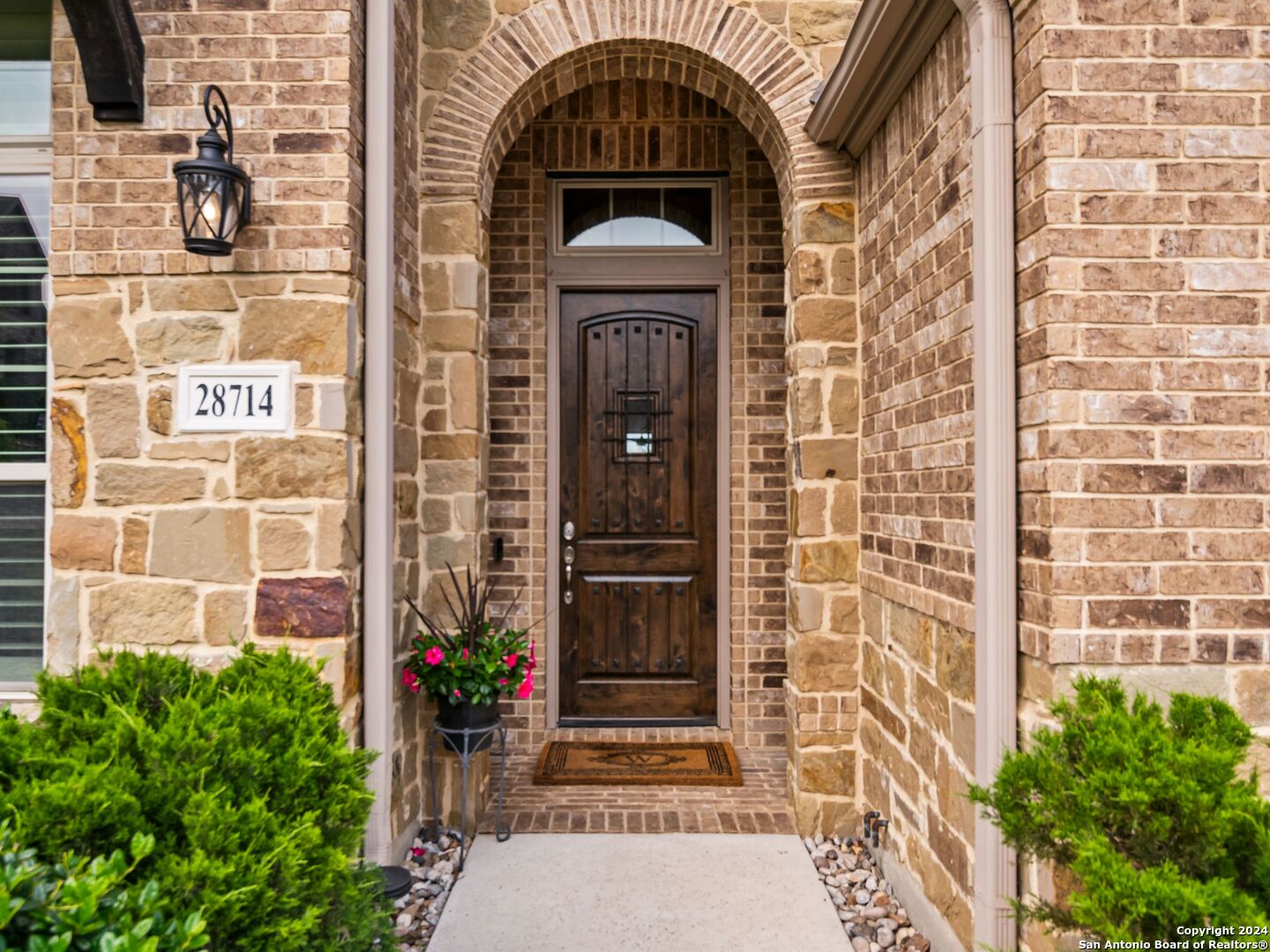 28714 HIDDEN GATE