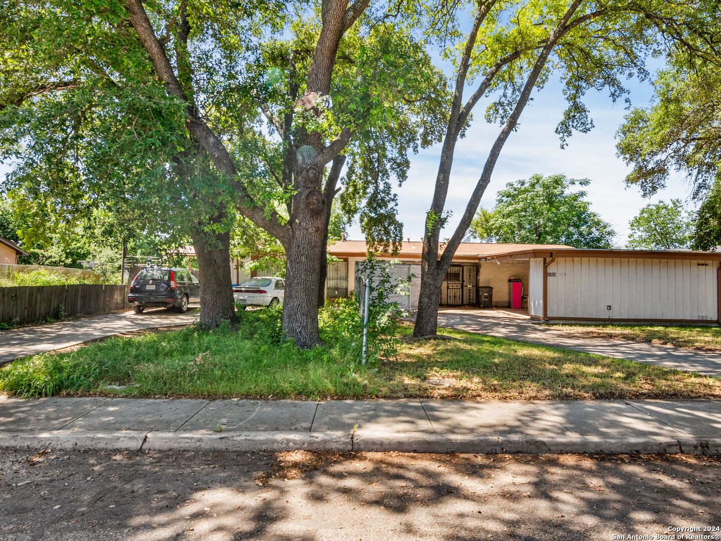 1014 Arroya Vista