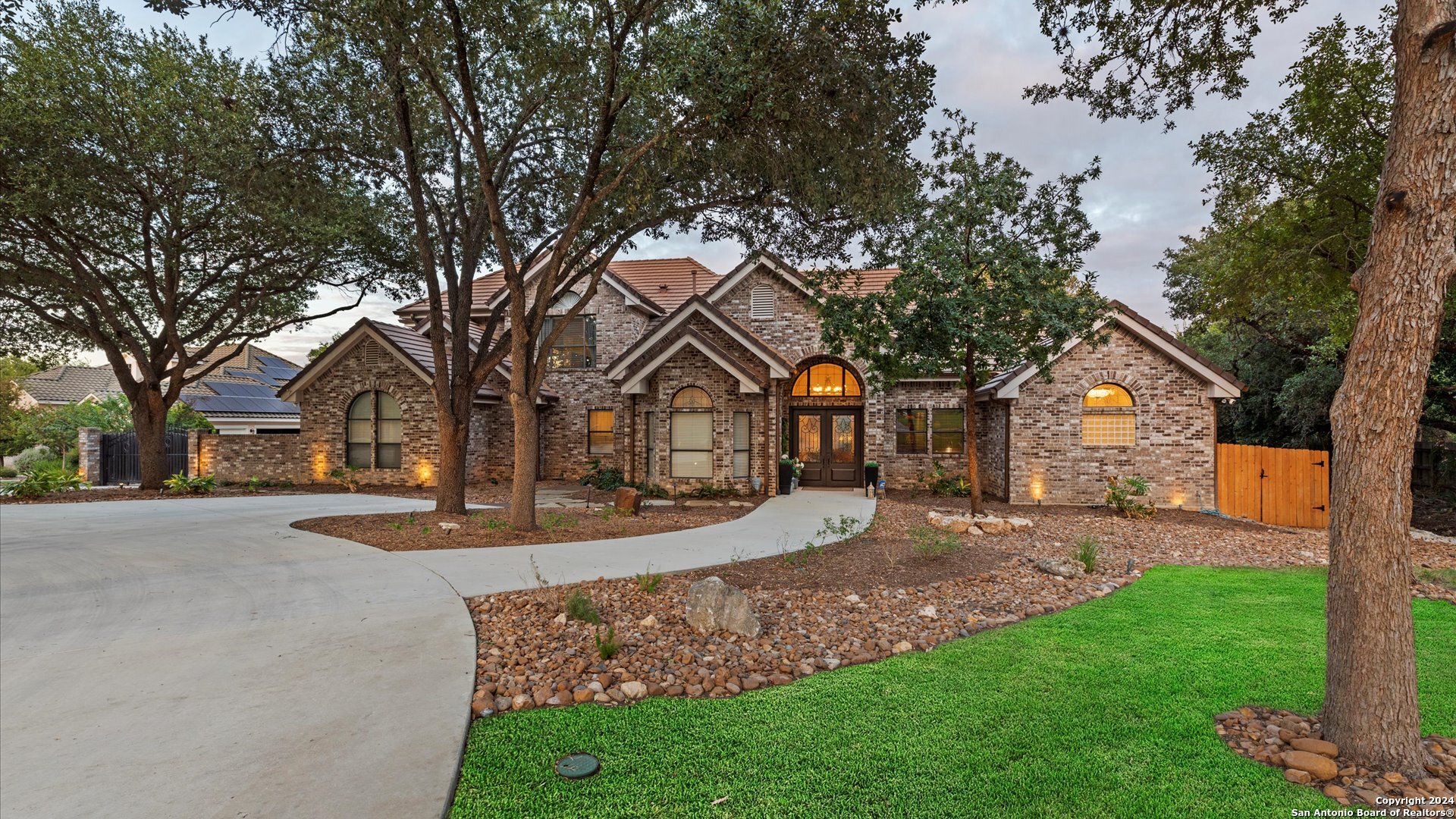 218 POST OAK WAY