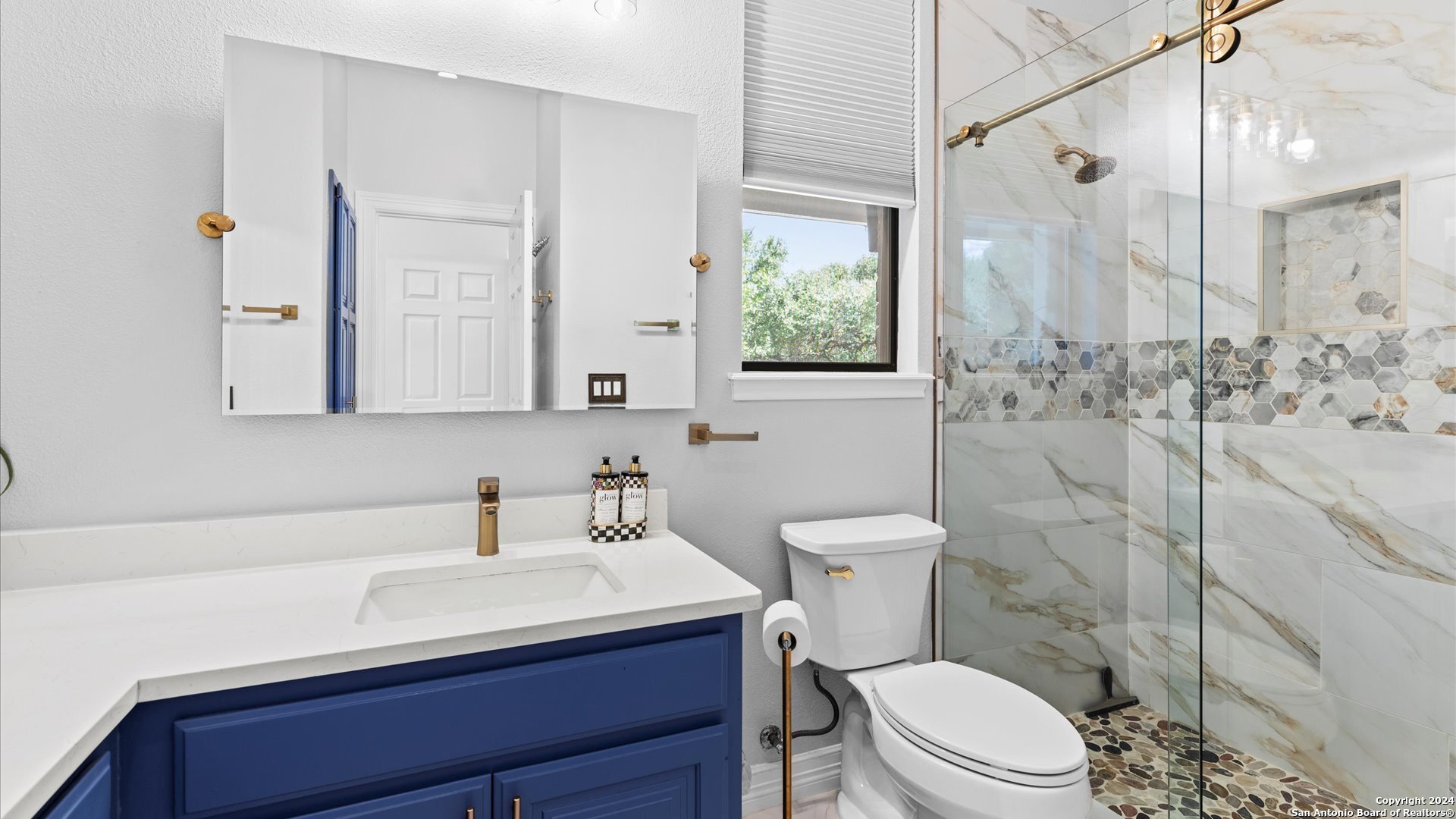 218 POST OAK WAY