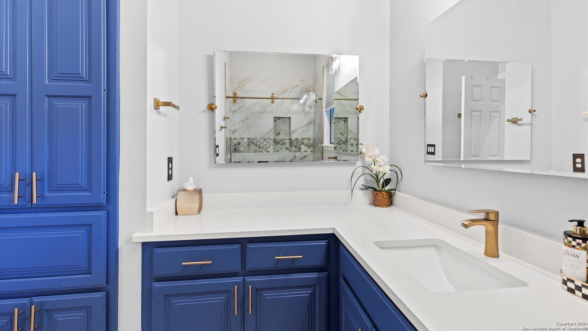 218 POST OAK WAY
