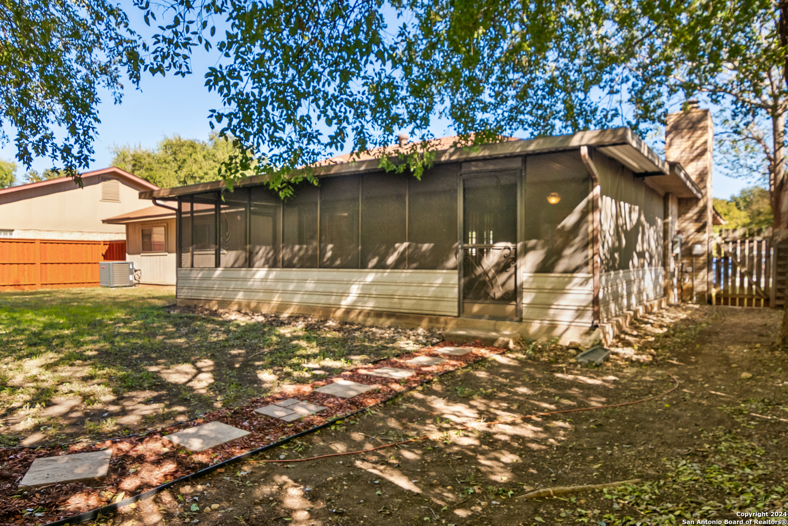 8707 JACK BEAN ST