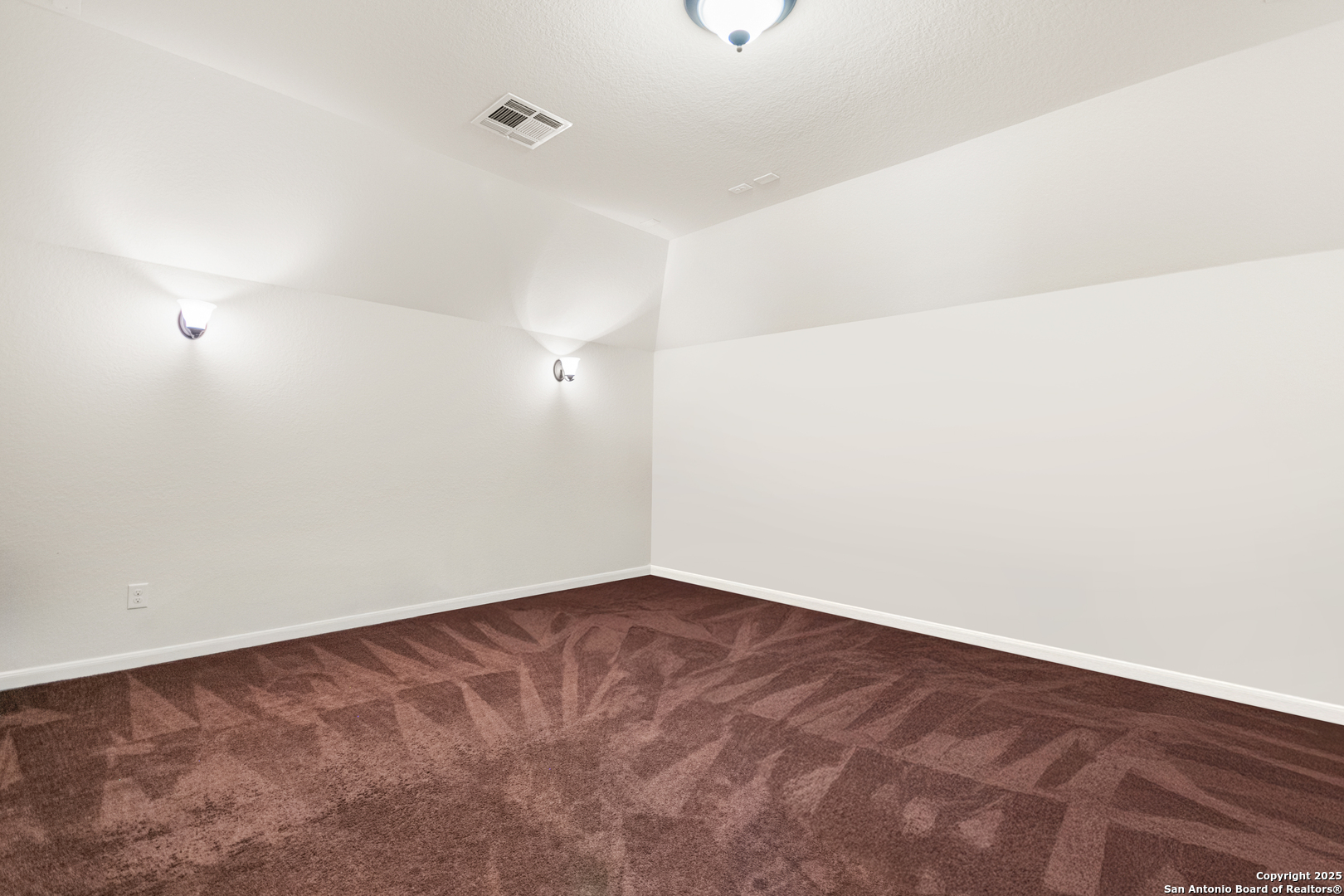 2403 Dunmore Hill