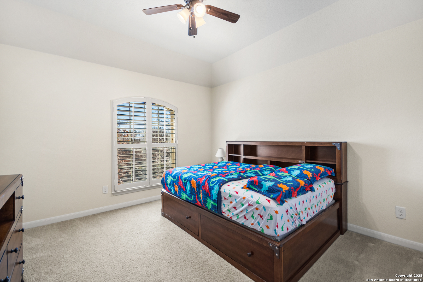 2403 Dunmore Hill