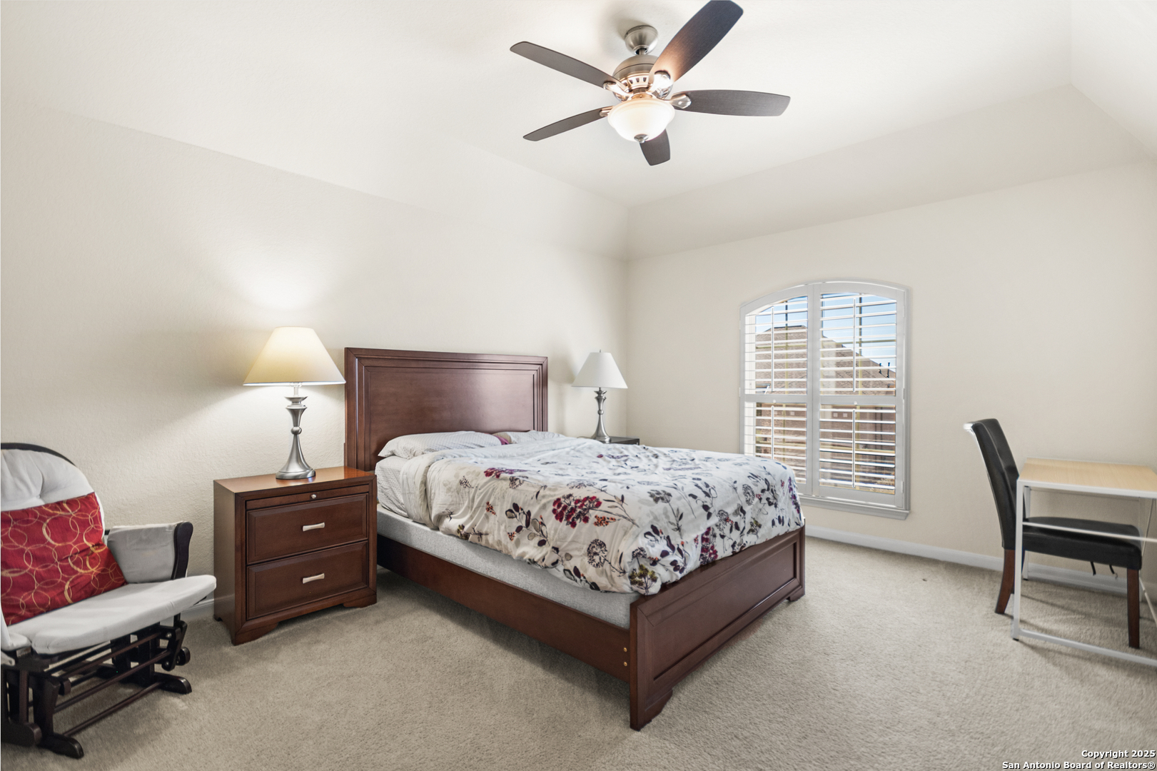 2403 Dunmore Hill
