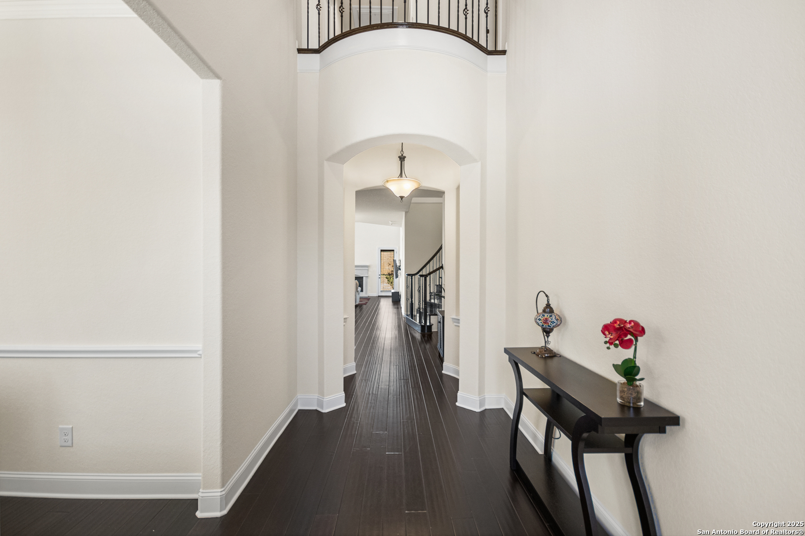 2403 Dunmore Hill
