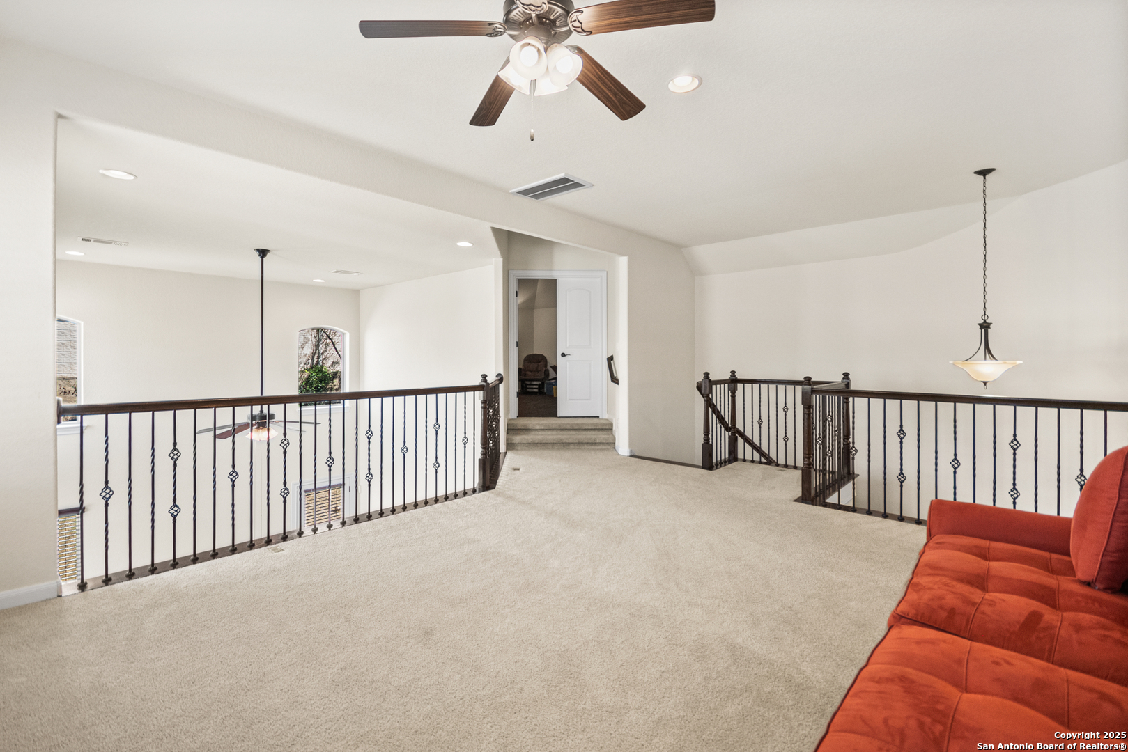 2403 Dunmore Hill