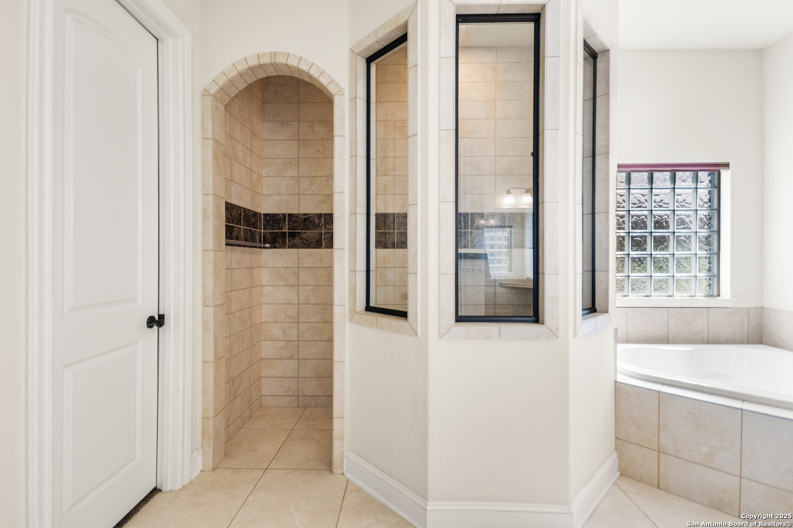2403 Dunmore Hill