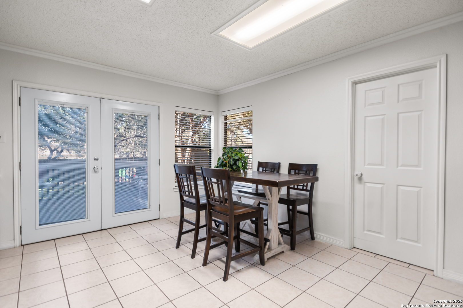 10902 Bristle Oak