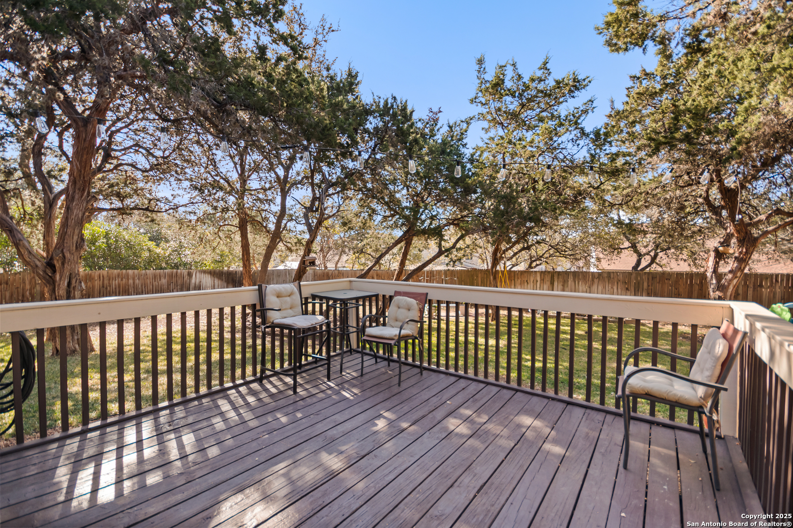 10902 Bristle Oak