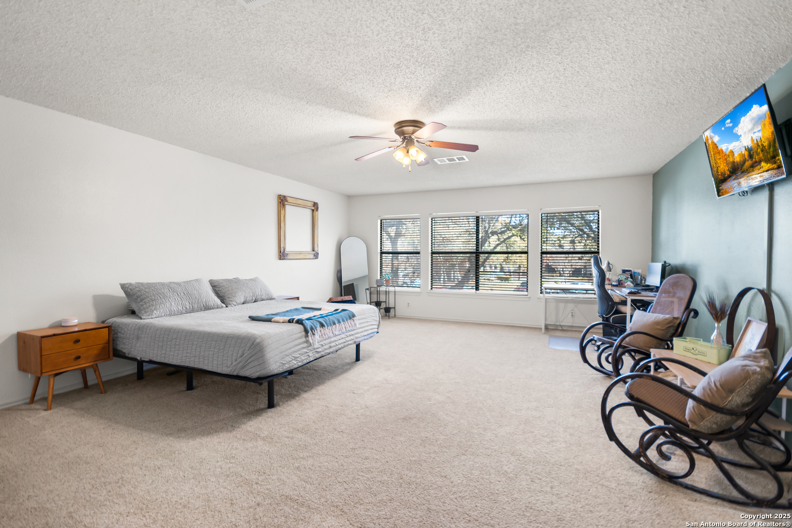 10902 Bristle Oak