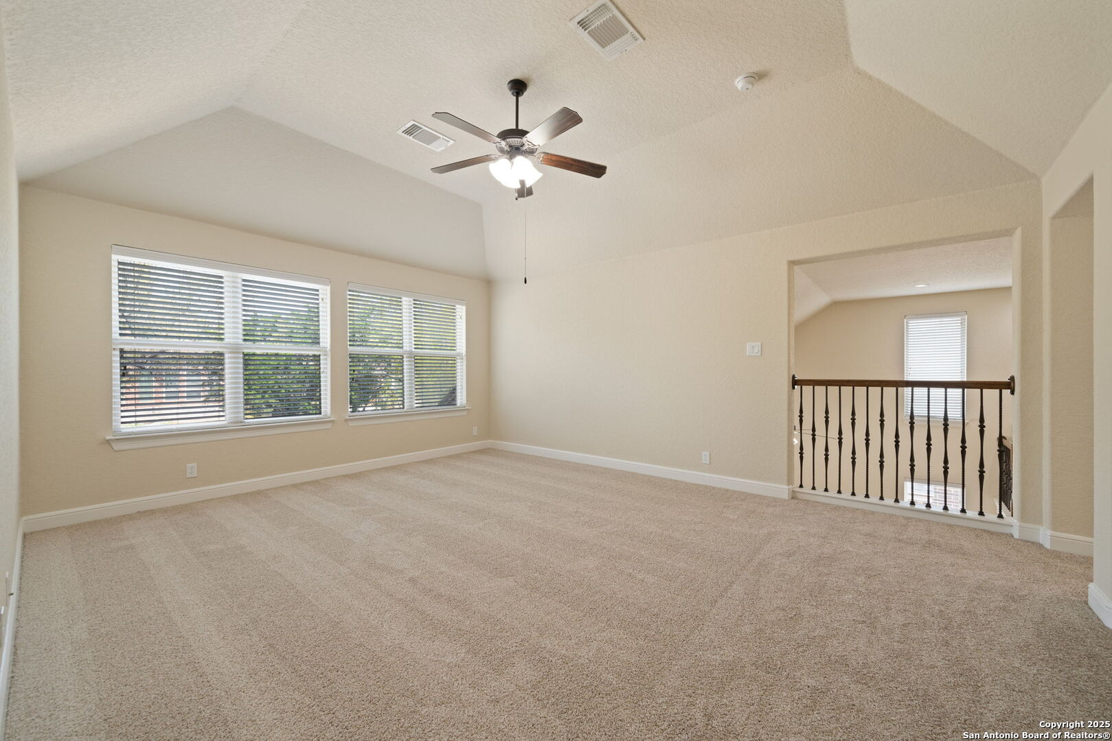 8911 Rocky Ridge