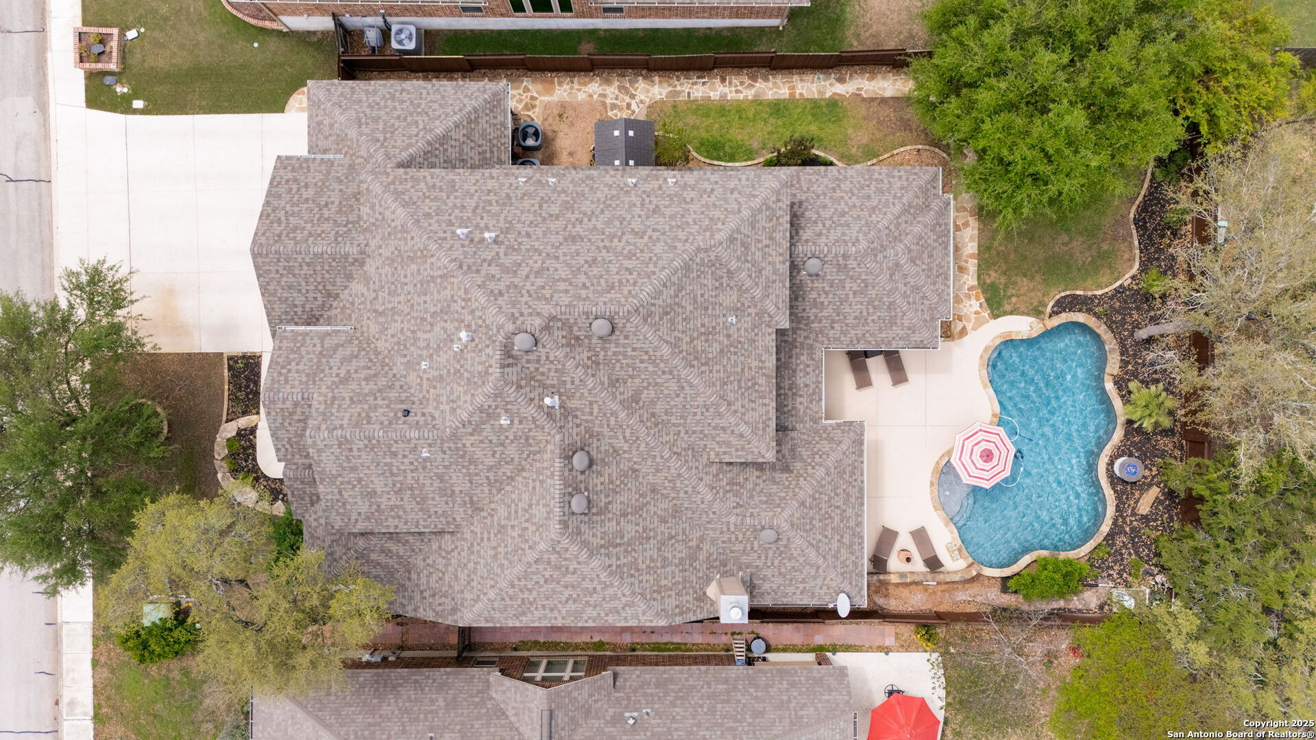 8911 Rocky Ridge
