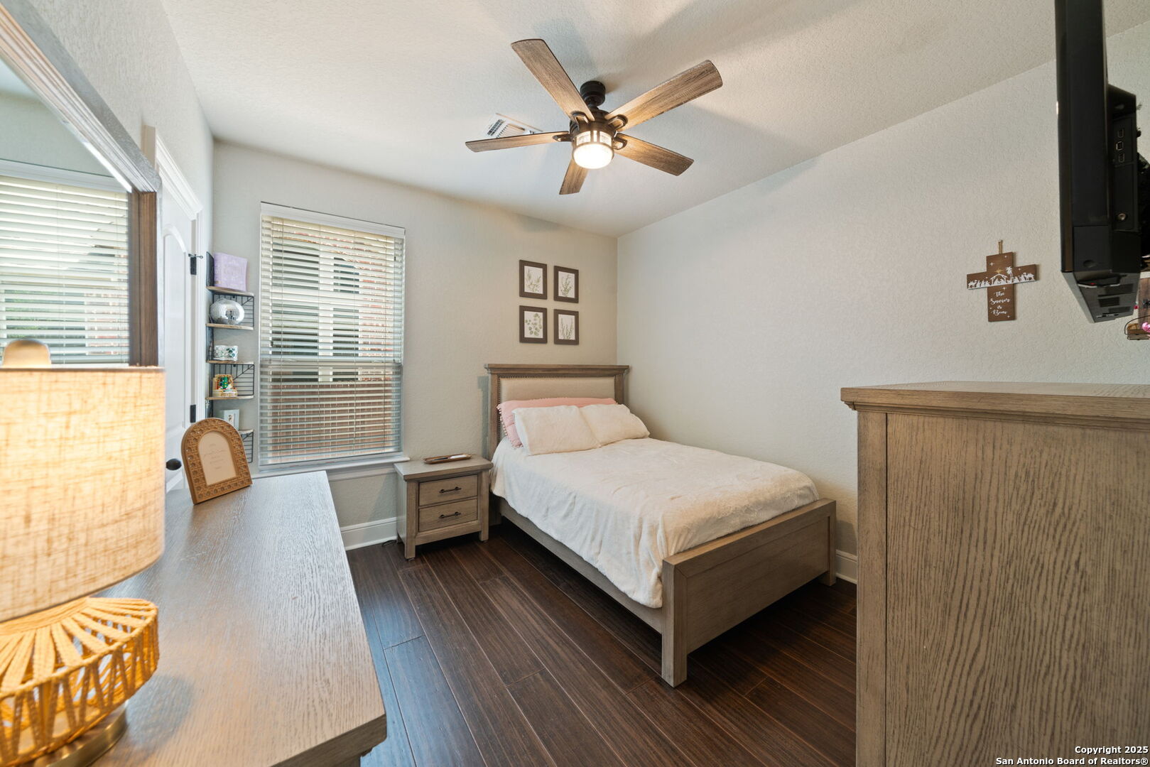 8911 Rocky Ridge