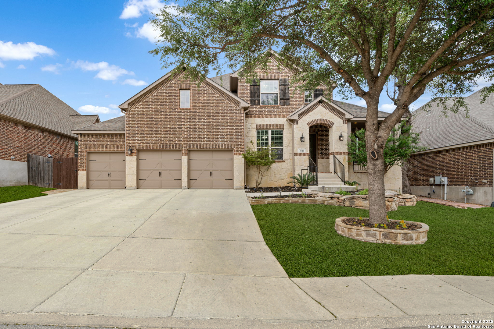 8911 Rocky Ridge