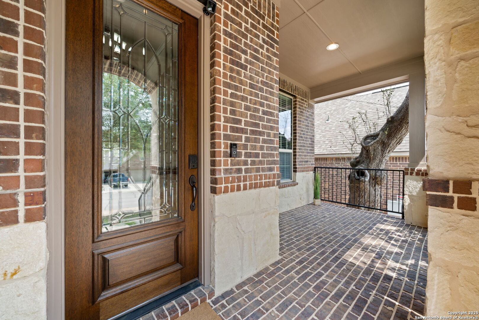 8911 Rocky Ridge