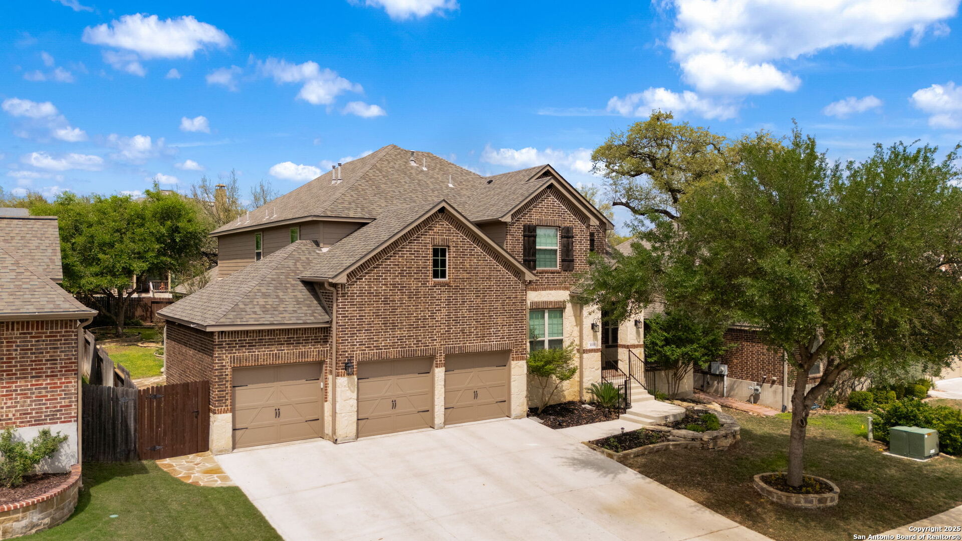 8911 Rocky Ridge