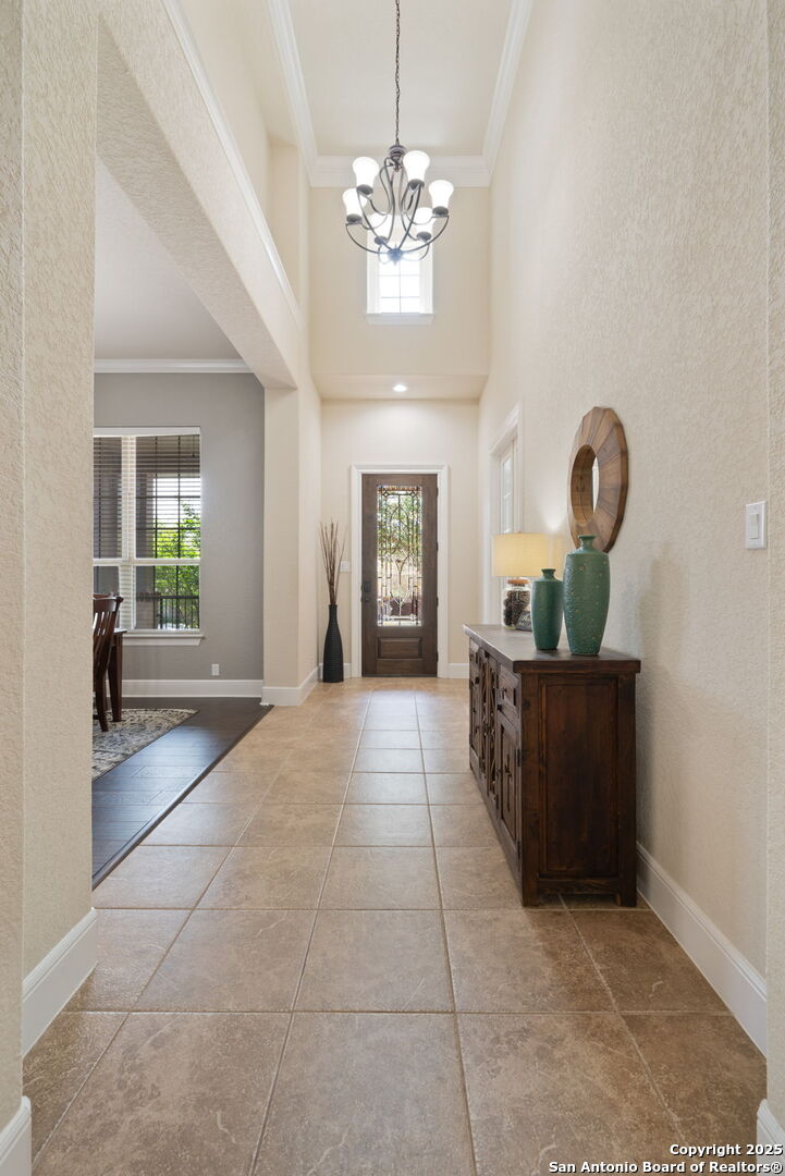 8911 Rocky Ridge