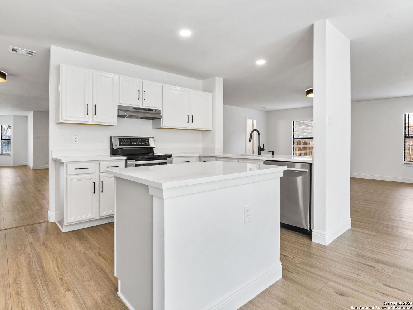 11126 Cedar Park