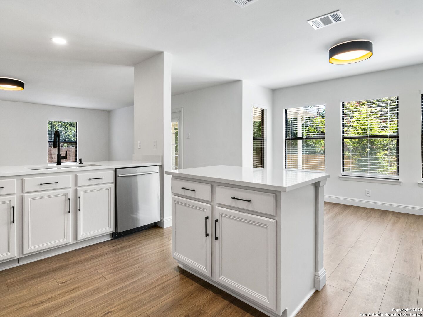 11126 Cedar Park