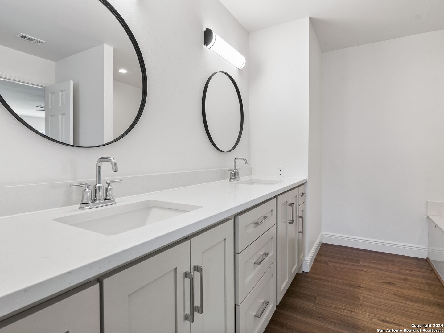 11126 Cedar Park