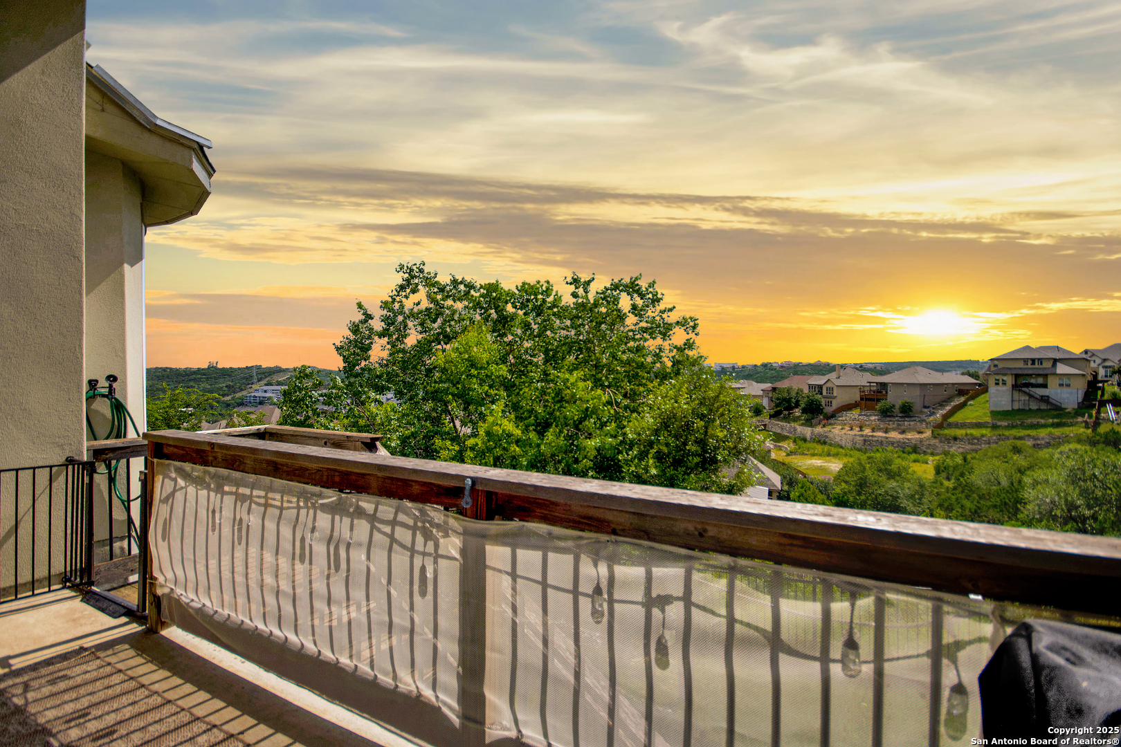 7710 Hays Hill
