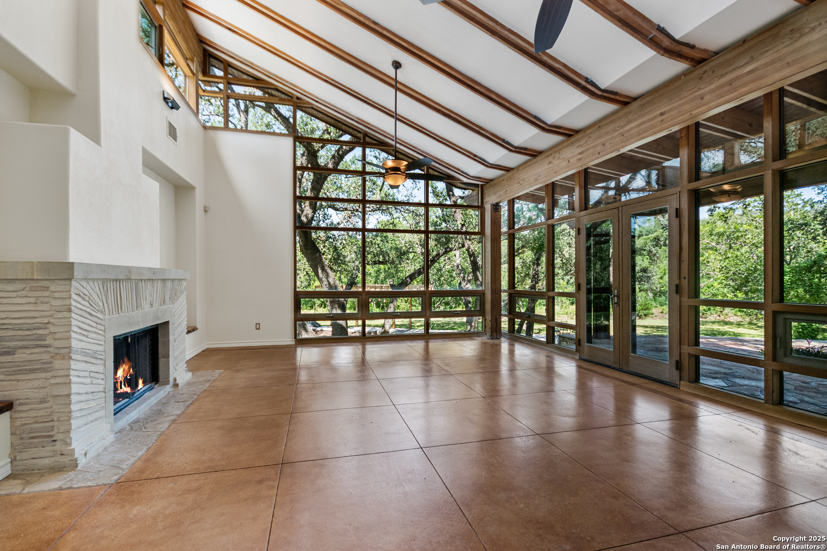 5620 Mount Helen