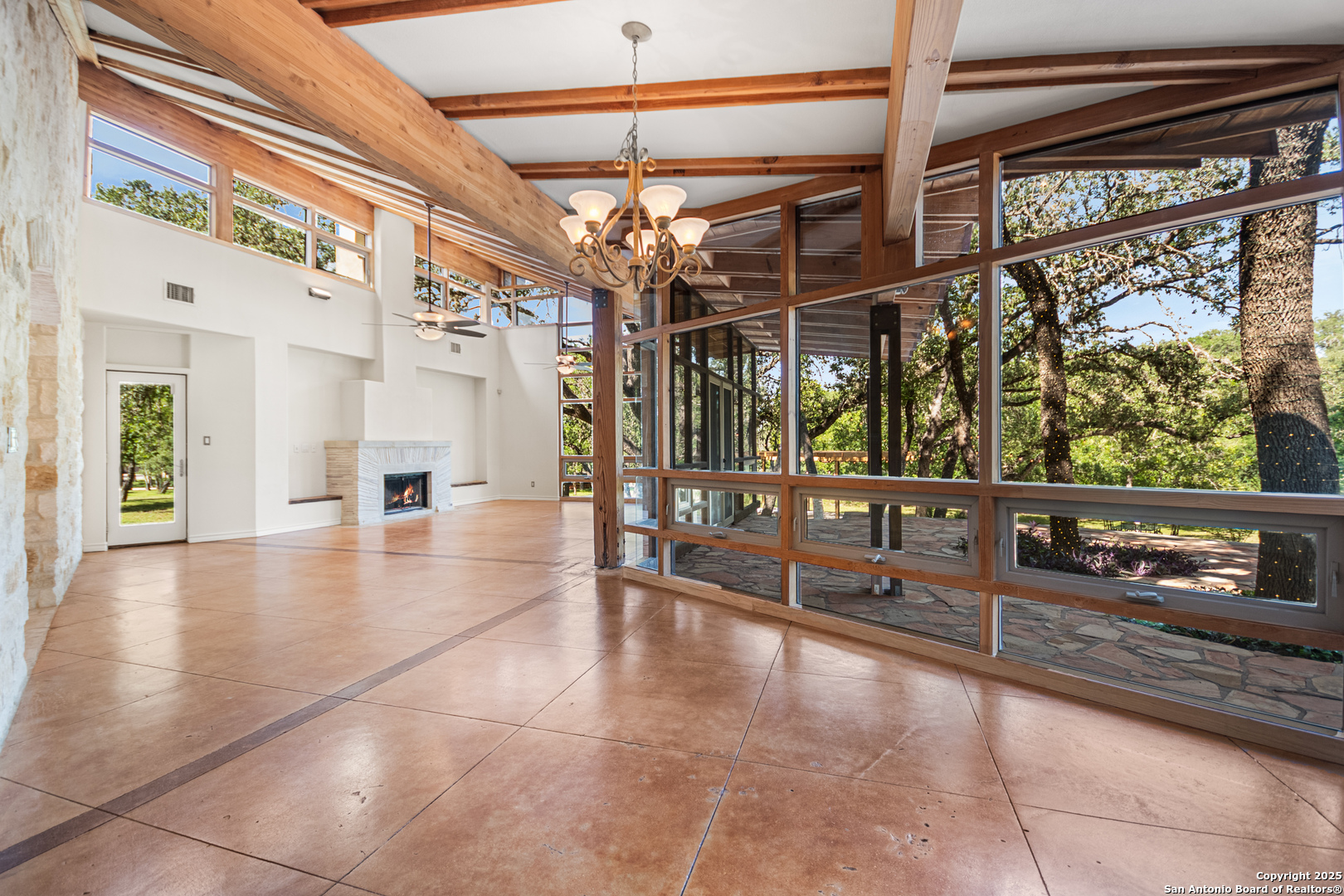 5620 Mount Helen