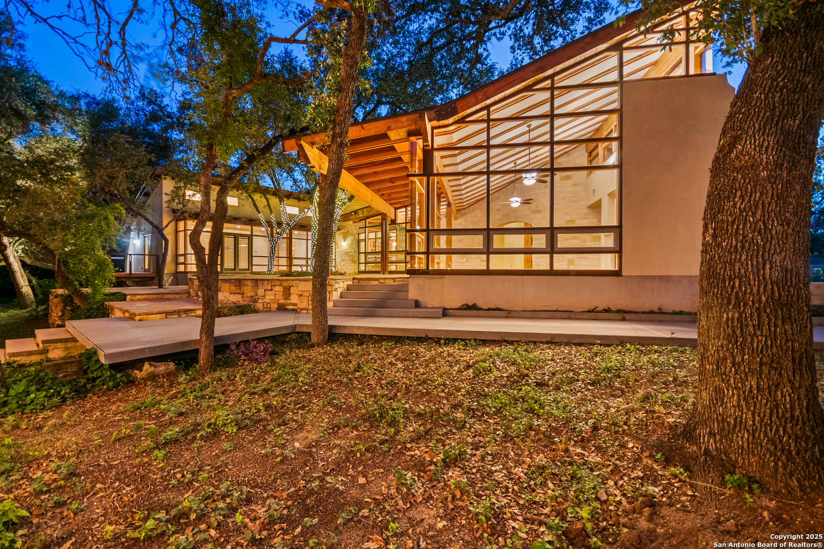 5620 Mount Helen