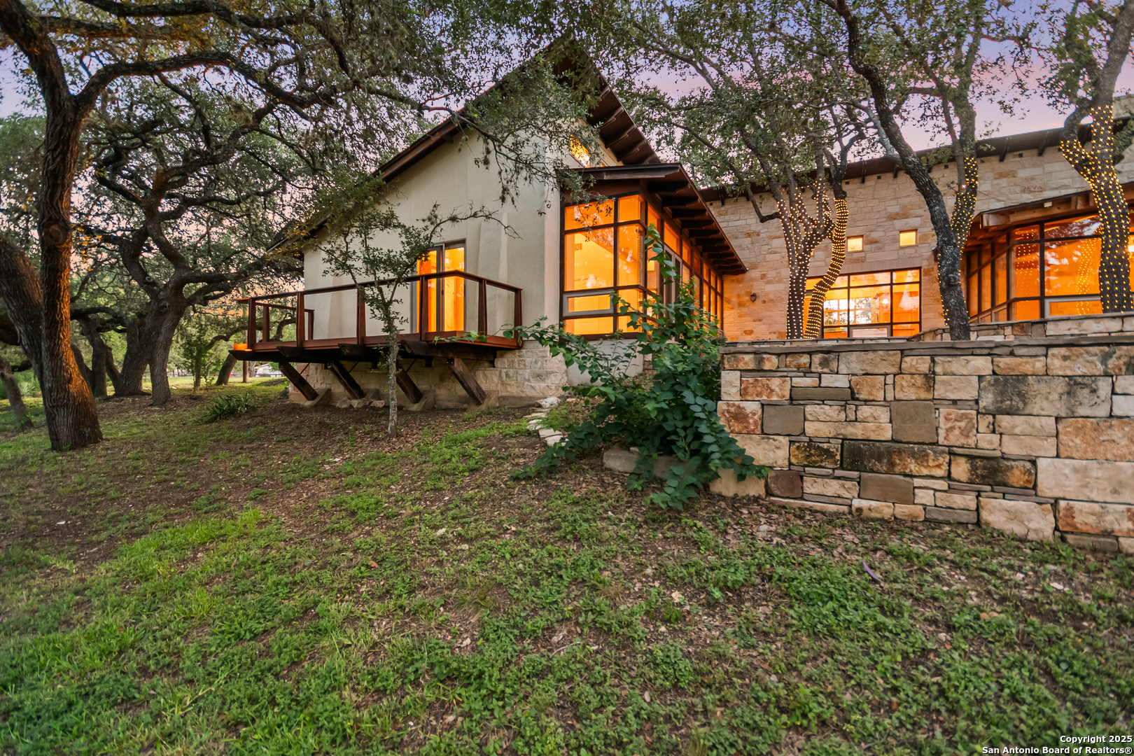 5620 Mount Helen