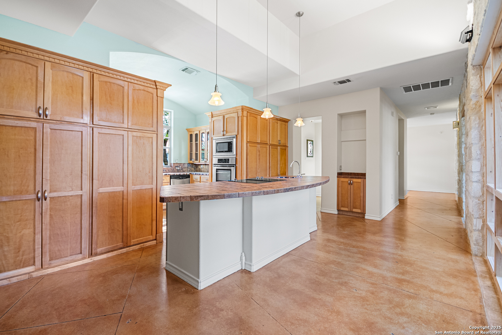 5620 Mount Helen