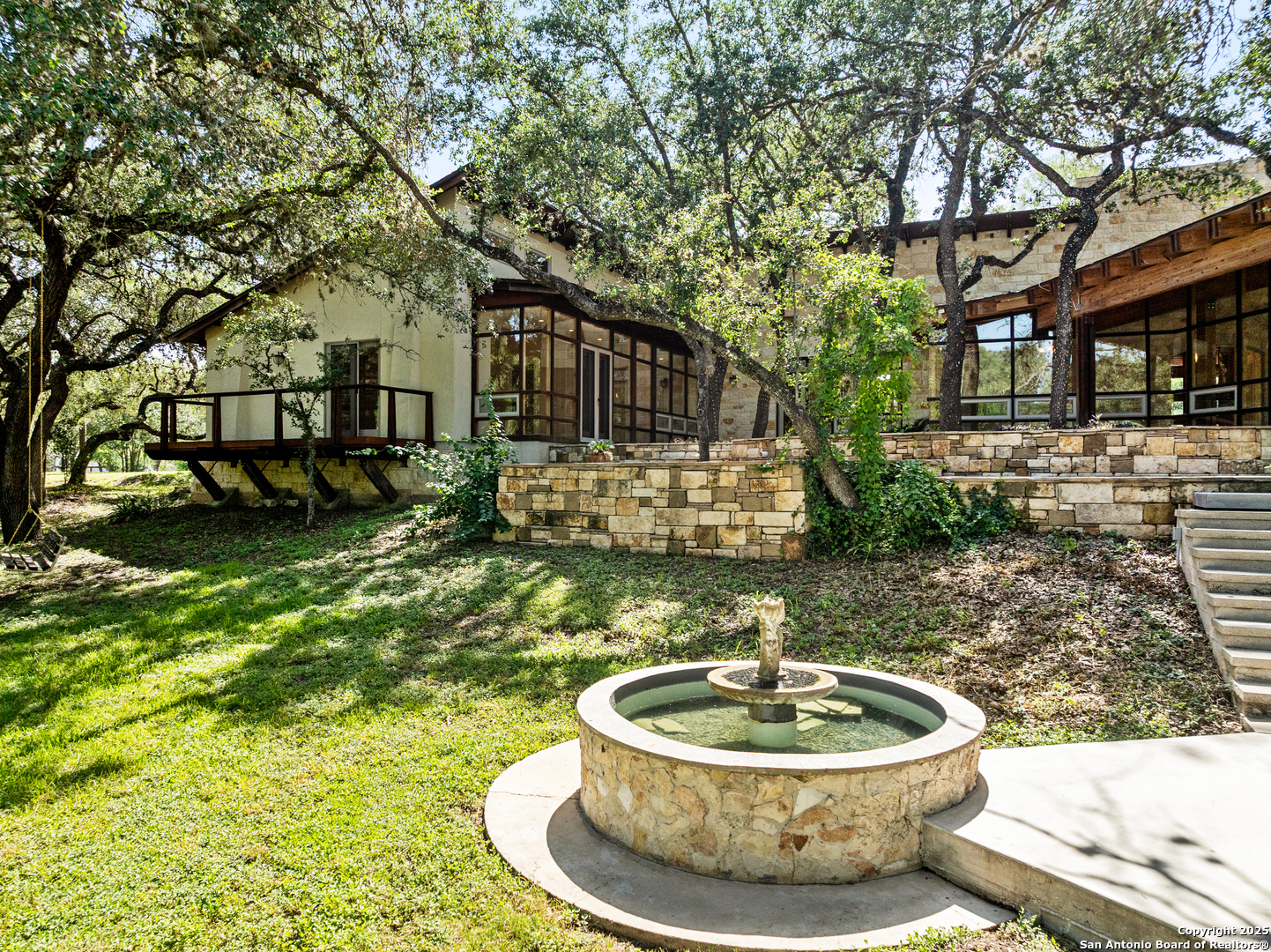 5620 Mount Helen