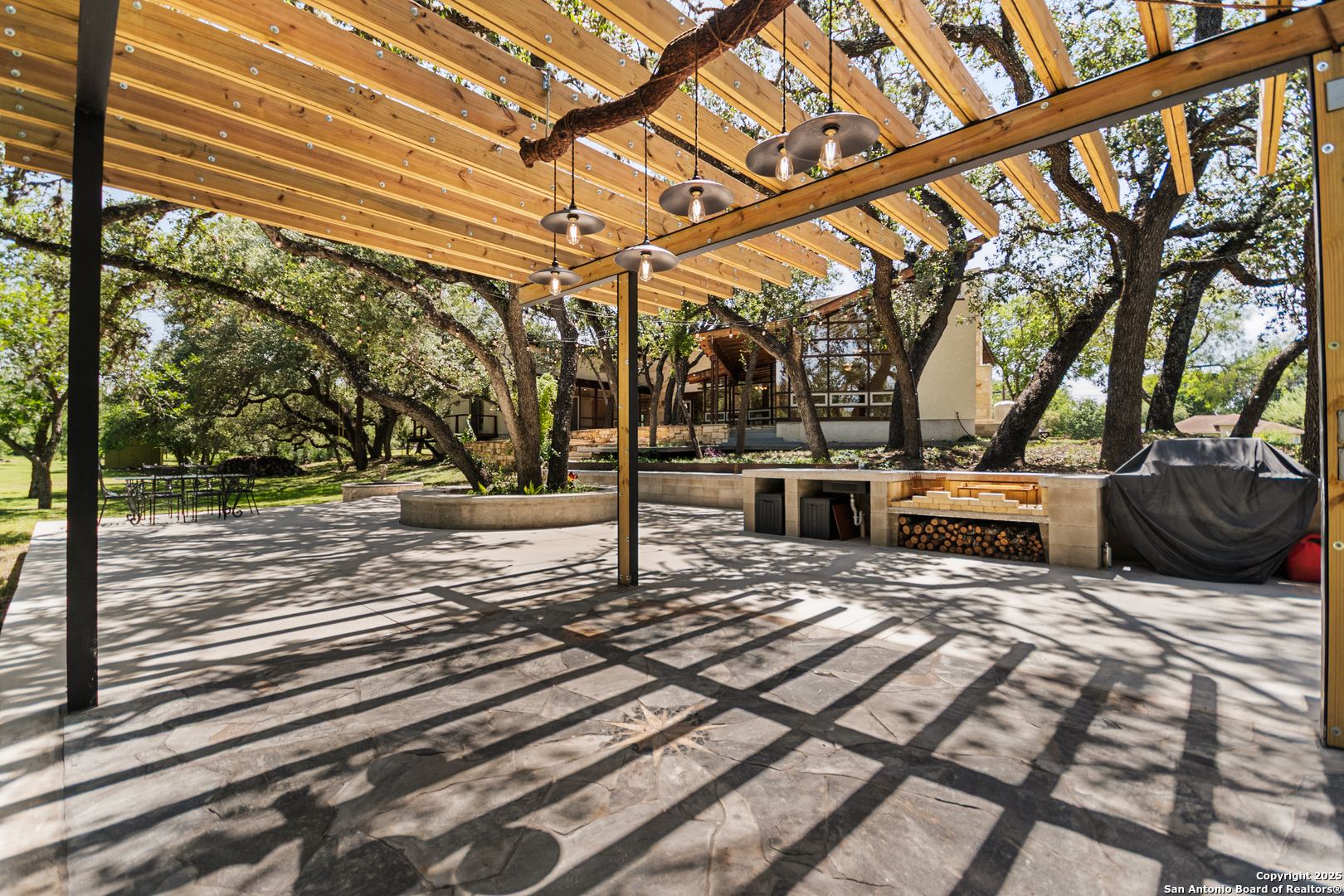 5620 Mount Helen