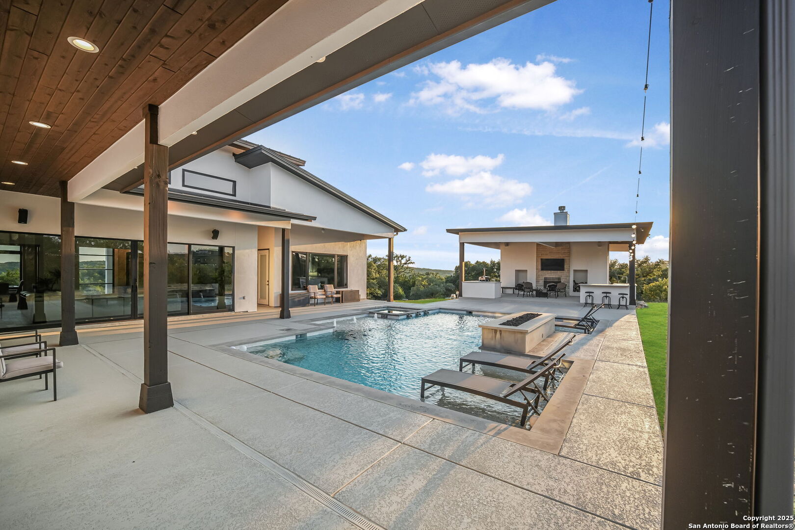 1418 Park Road 37